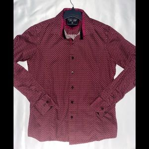 Men burgundy dress shirt